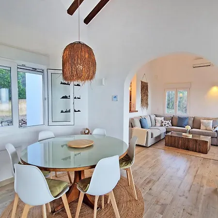 Serena Villa *